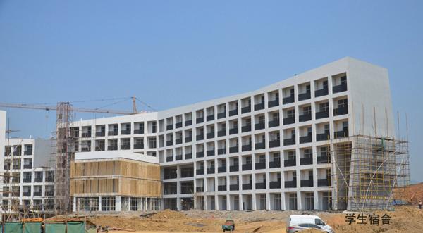 安吉校区靓姿初展 数字化建设同步推进